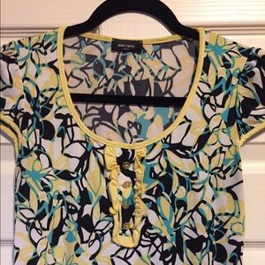 Short sleeve blouse
